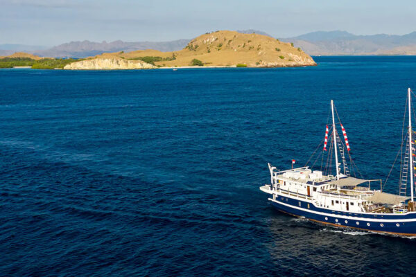 Dive cruise Indonesia