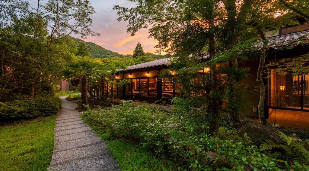 luxury wellnes resort in japan